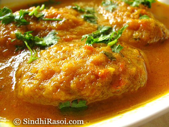 Sindhi Tikki Curry or Gattey ki kadhi