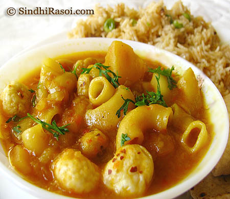 Macroni Potato Lotus seeds curry